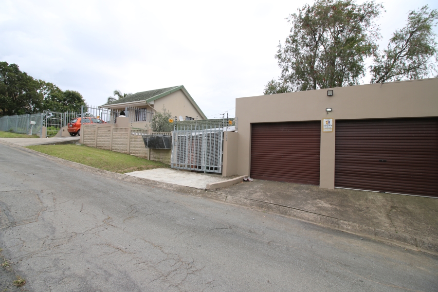 4 Bedroom Property for Sale in Beacon Bay Eastern Cape
